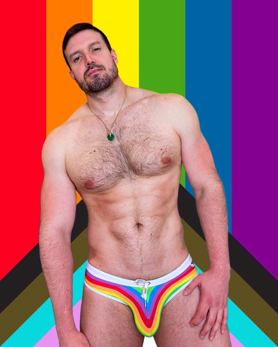 3 pic. Month pride ! Wallpaper for you! https://t.co/t3ATjcFMIA