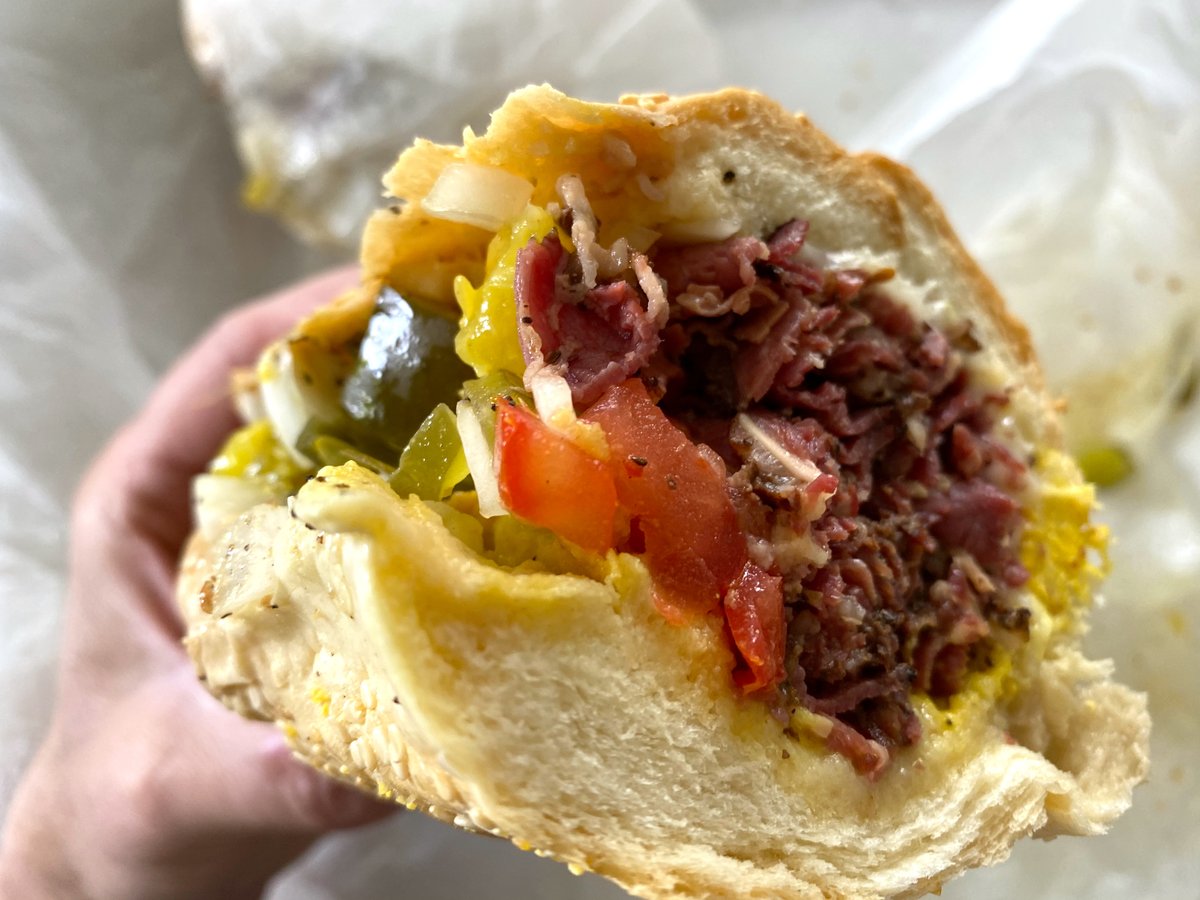 johnrieber's tweet photo. @giamelas Bravo to Giamelas for arguably the best submarine sandwich in LA! https://t.co/qPN9Qesy3R https://t.co/jTsWm46tzE