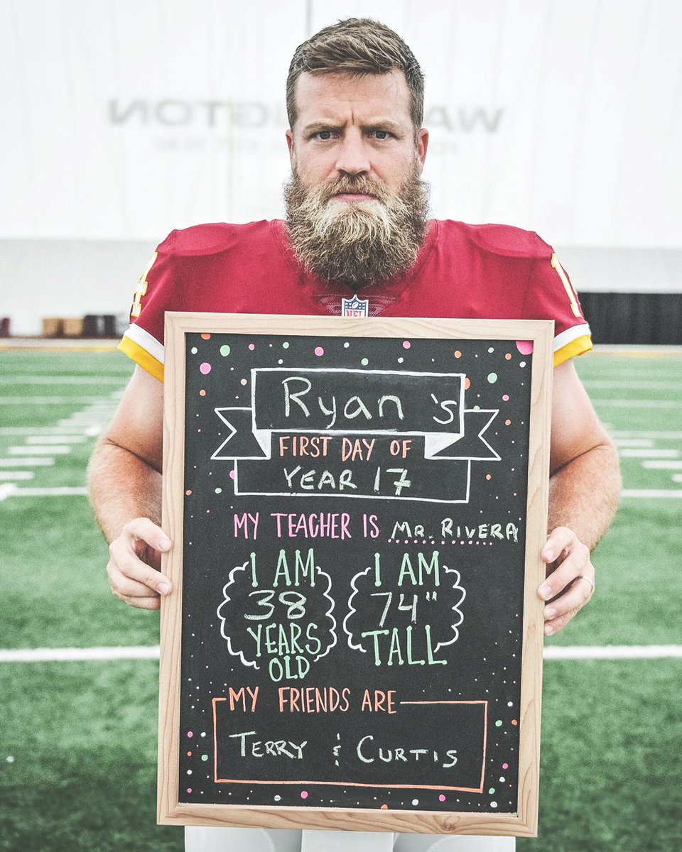 This "First Day of School" pic of Ryan Fitzpatrick 😂 <a href="/ESPNNFL/">NFL on ESPN</a> 

(via @WashingtonNFL)