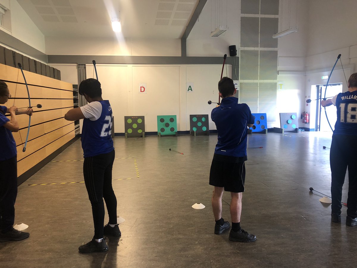 Wow. Check out the awesome archery our Year 10s got to participate in during PE @ULCambs_PE <a href="/UnitedSport1/">United Sport</a>