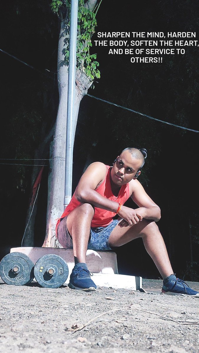 SoberShubham276's tweet image. Sharpen the mind, harden the body, soften the heart, and be of service to others!! 🏋️

#latenightworkout #fitness #weightsworkout #workout #gettingstrongereveryday #strongertomorrow #fitisthenewskinny #gettinginshape #strongerbytheday #homegymflow #fitandhappy