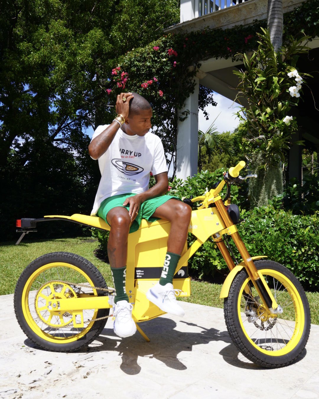Pharrell Williams e a bicicleta elétrica Kalk&