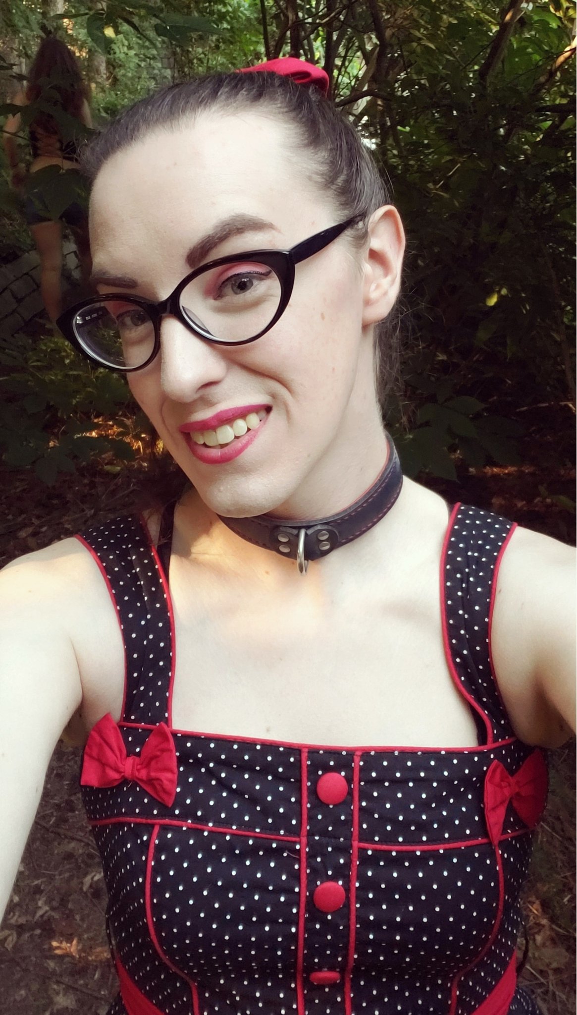 TW Pornstars - 1 pic. 🎀Stephie Scarlet🎀. Twitter. Thinking about nature on this rainy day. 4:52