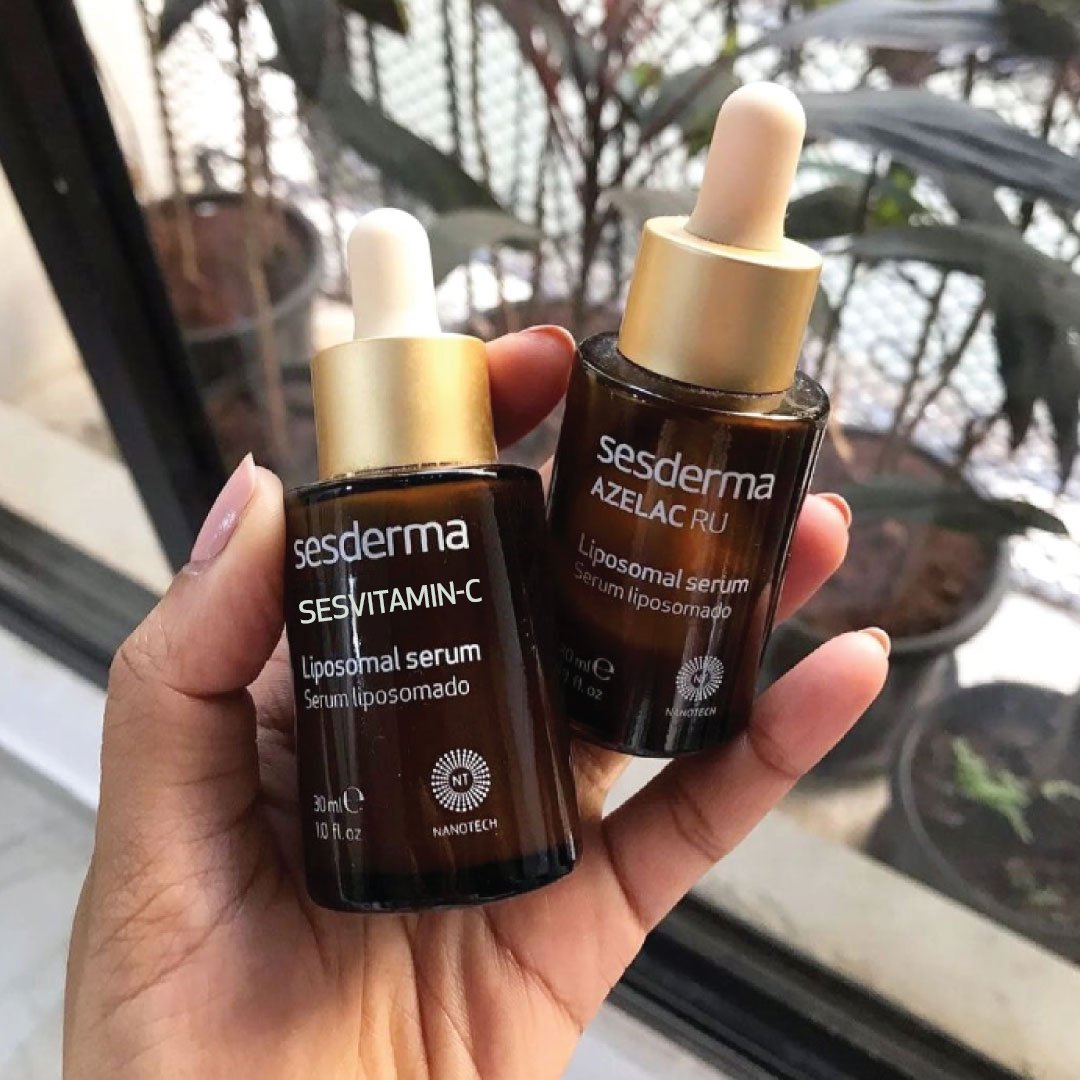 SesdermaCol's tweet photo. La combinación perfecta para acabar con las #manchas de tu piel: ¡nuestros serums #SESVITAMINC y #AZELACRU! Antioxidantes por la mañana con SESVITAMIN-C que ayuda a unificar el tono de la piel y activos despigmentantes por la noche con AZELAC RU. ¿Son, o no son sus favoritos? 😍 https://t.co/HOQ80Fn72z