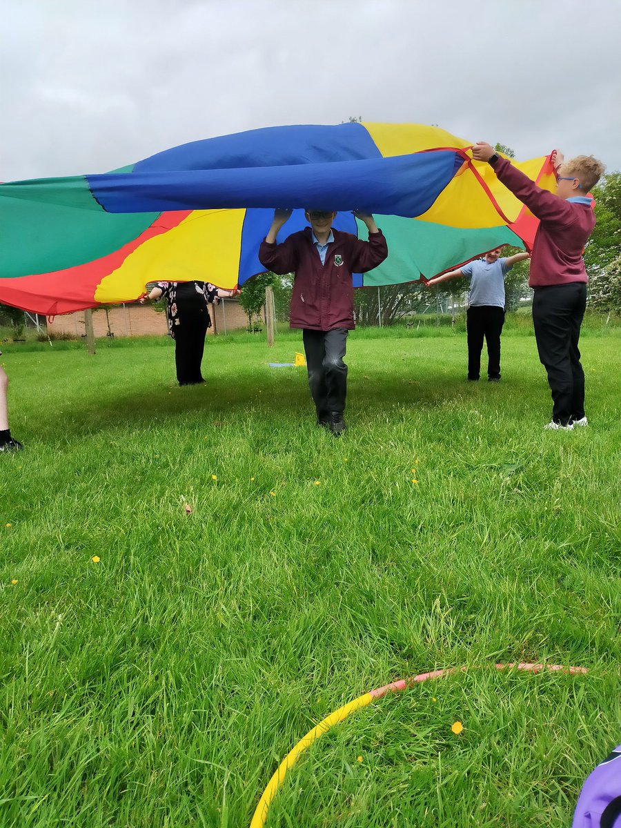 crosshill_ps's tweet photo. P.E doesn't get much more fun than this. #sacactiveschools #letsshift #CrosshillClass2. Perfecting our skills for the Leaver's games! We 'enjoyed' listening to Mrs. J's workout tunes on the speaker to keep us motivated. https://t.co/3jQ9bQnGC5