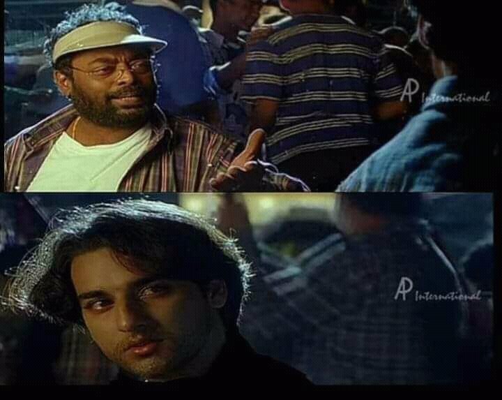 Kosu_twts's tweet photo. அதான் டைனோசரு,கிங்காங்குனு
எல்லாருமே ஜாலியா பேசும்போது நீ மட்டும் ஏன்பா கவலயா இருக்க

நான் தான் சார் டைனோசருக்கு  தமிழ்ல பேசதெரியுமானு கேட்ட அர்சுன் சம்பத் 
#ஒன்றியஉயிரினங்கள் https://t.co/Yr9UZIpIm6