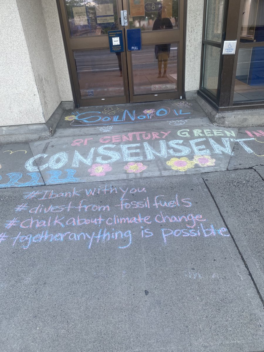 leadnowca's tweet photo. Today's the day! Leadnow volunteers across the country are showing up to #ChalkAboutClimate with @RBC - we have no more time to waste dumping money into fossil fuels. It's time to #DivestRBC https://t.co/oqvL3NxXwE