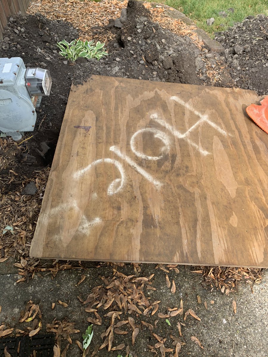 NancyHardwick7's tweet photo. Does this mean there is a hole below the board?  🤨 @ConsumersEnergy https://t.co/L3aVSfVsAw