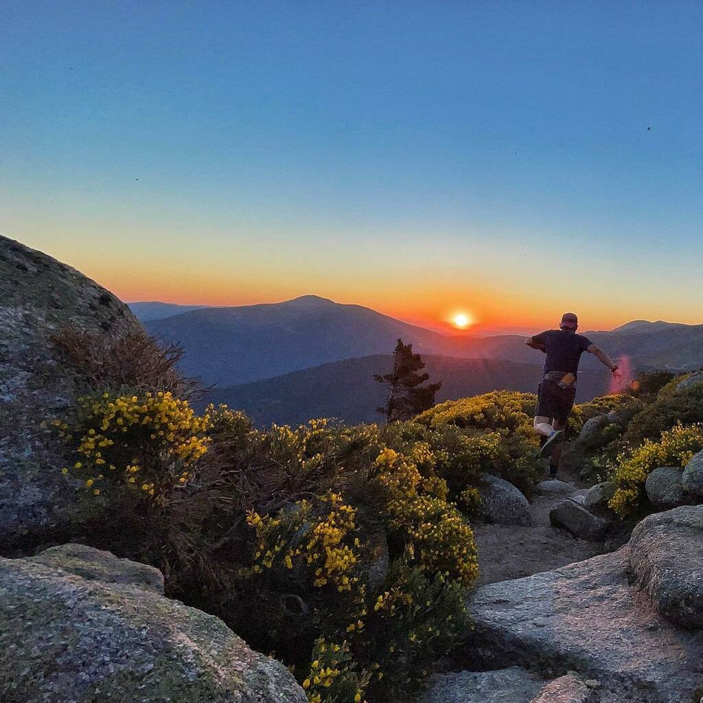 kaikuland's tweet image. He sufrido y disfrutado que no es poco. @ismacerce que vuelva la nieve para verte sufrir a ti jejeje #7picos #pnguadarrama