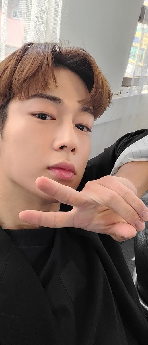 sepgoose's tweet photo. (eng) cuties
@SF9official #SF9 #DAWON fancafe update #에스에프나인 #다원 #injaeda https://t.co/yjos3xdmtv