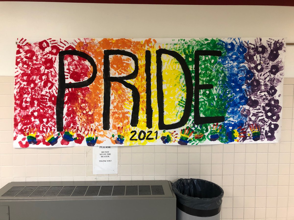 Hyatt_teach's tweet photo. So proud of my students! Celebrate Love! #pride #Pride2021 #PrideArt https://t.co/ayPXTnjwI2
