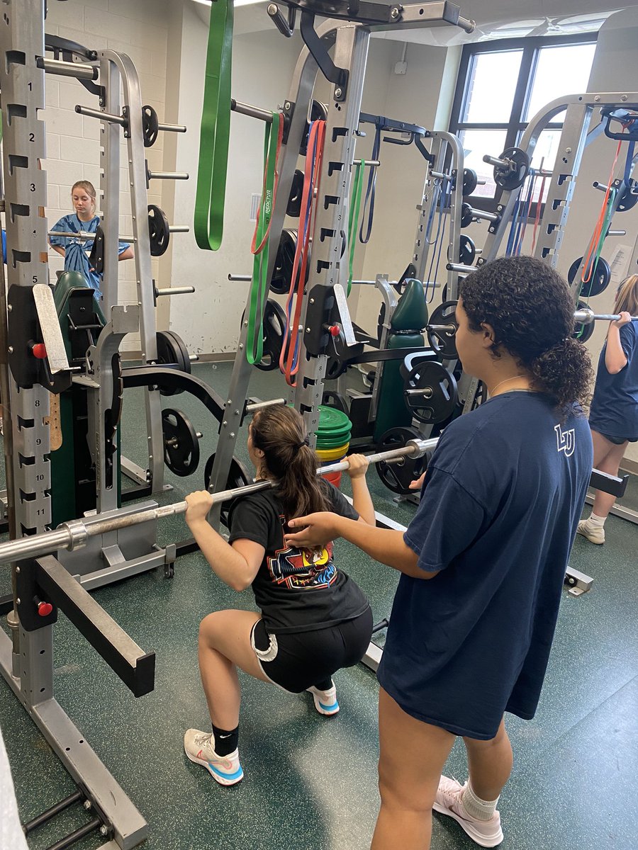 kenziemichelle3's tweet photo. Day 2 of @PCnowisthetime !! The girls came to WORKKKK today!! Thank you coaches for your energy and expertise!! This pride is getting stronger this summer!! #rhsroar #performancecourse #summerworkouts @reedyvolleyball @ReedyGBBall @ReedyXCTrack @Reedy_Softball https://t.co/l6kblhzJke