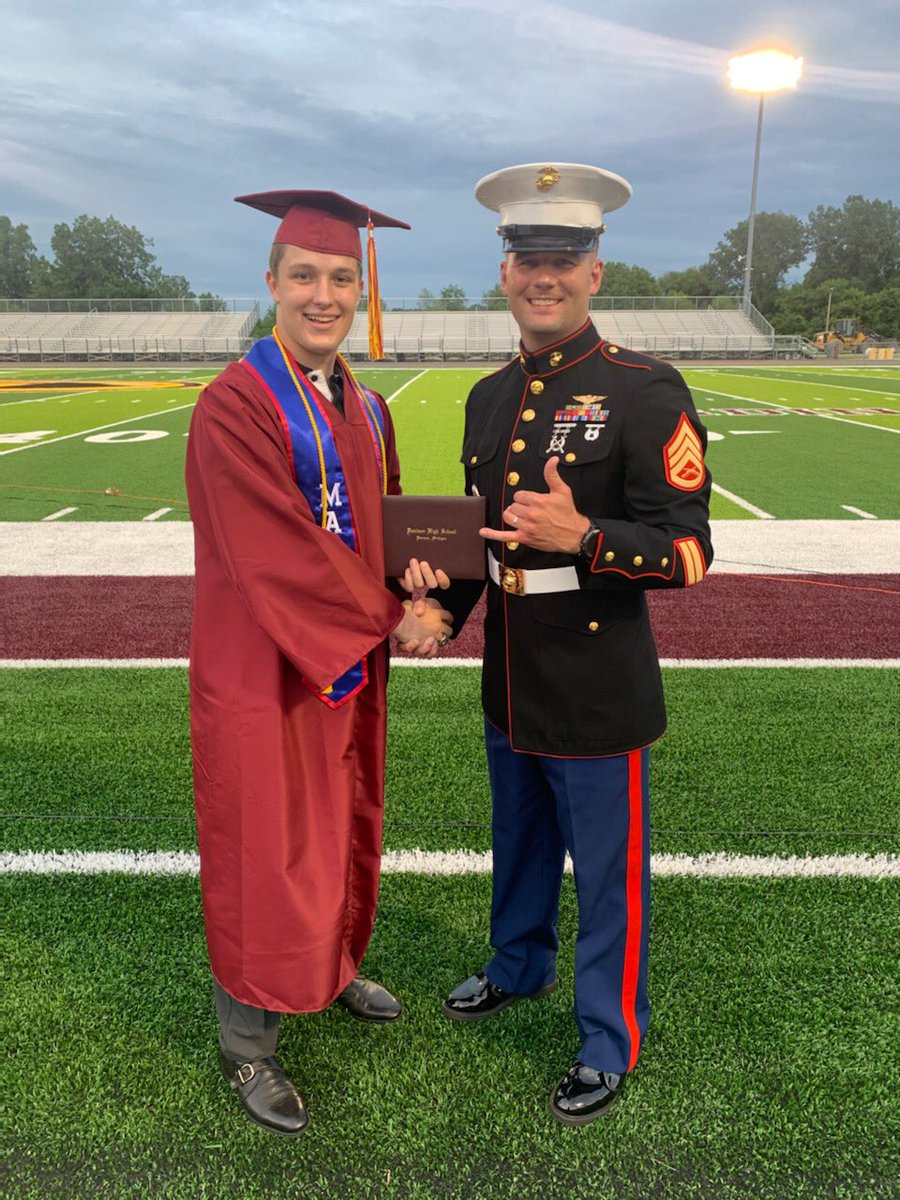 Jay22K's tweet photo. Congrats to @Lkish_5  and all Davison High School class of 2021 grads!  #hwpo #gocards #USMC https://t.co/XlcVBd8nEY