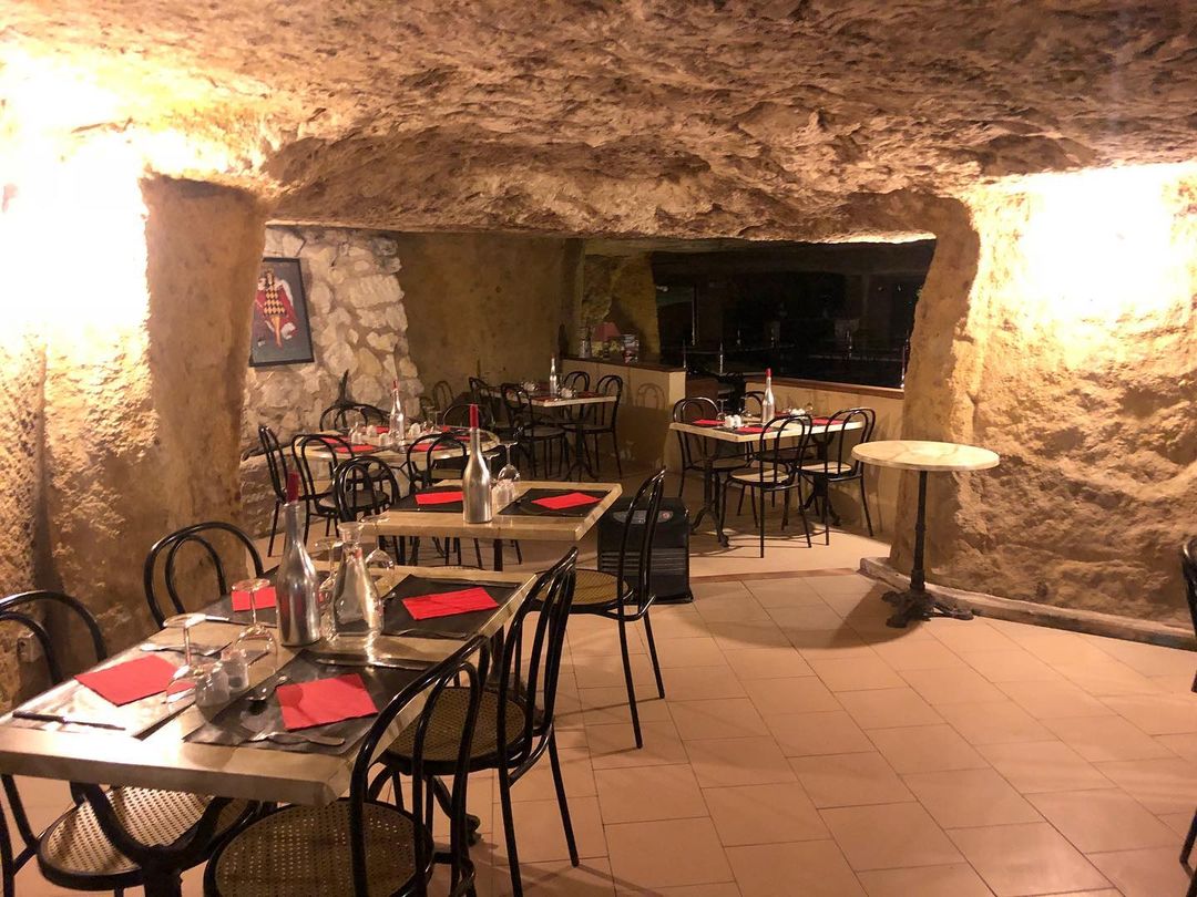 alibabuy's tweet photo. 7 #restaurants les plus incroyables et insolites en #France pour régaler vos papilles 👉https://t.co/g1tjbL2Stw https://t.co/aVX65cXMxR