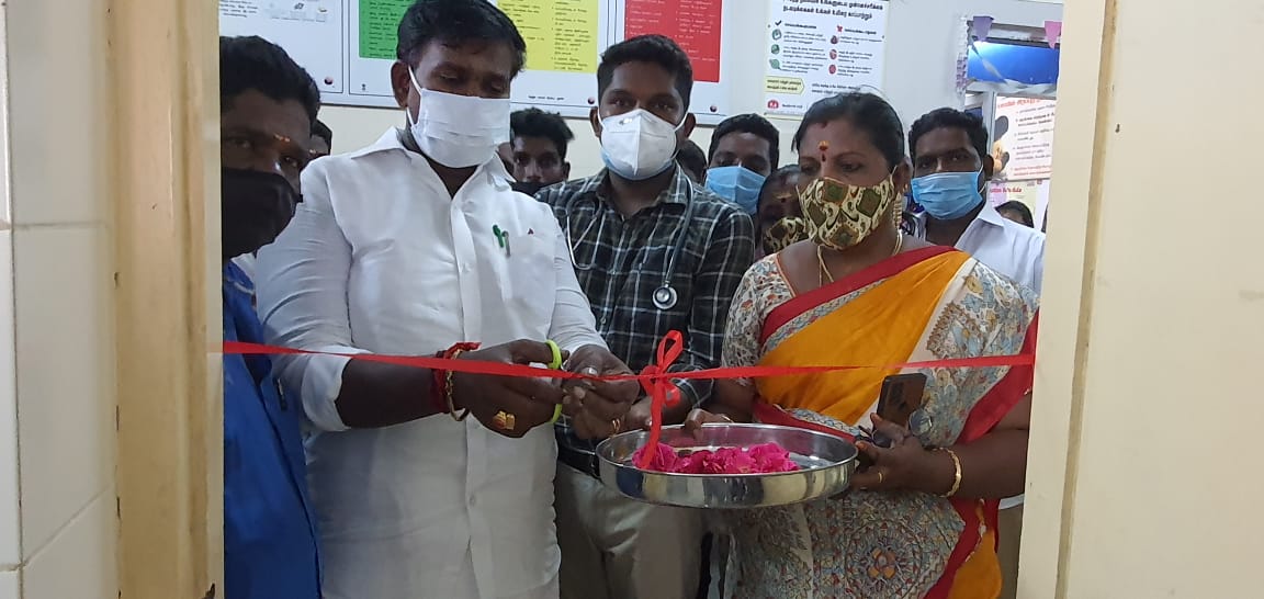 udhaidass's tweet photo. #protocolfollower Clearing the garbages around ossudu #covidcampaign #electricityproblems #drainageissues @AKSaiJSaravanan happening in Puducherry @PMOIndia @AmitShahOffice @JPNadda @BlrNirmal @blsanthosh @SwaminathanBjp @arjunrammeghwal @DrTamilisaiGuv @BJP4Puducherry https://t.co/bXkVM4PN35