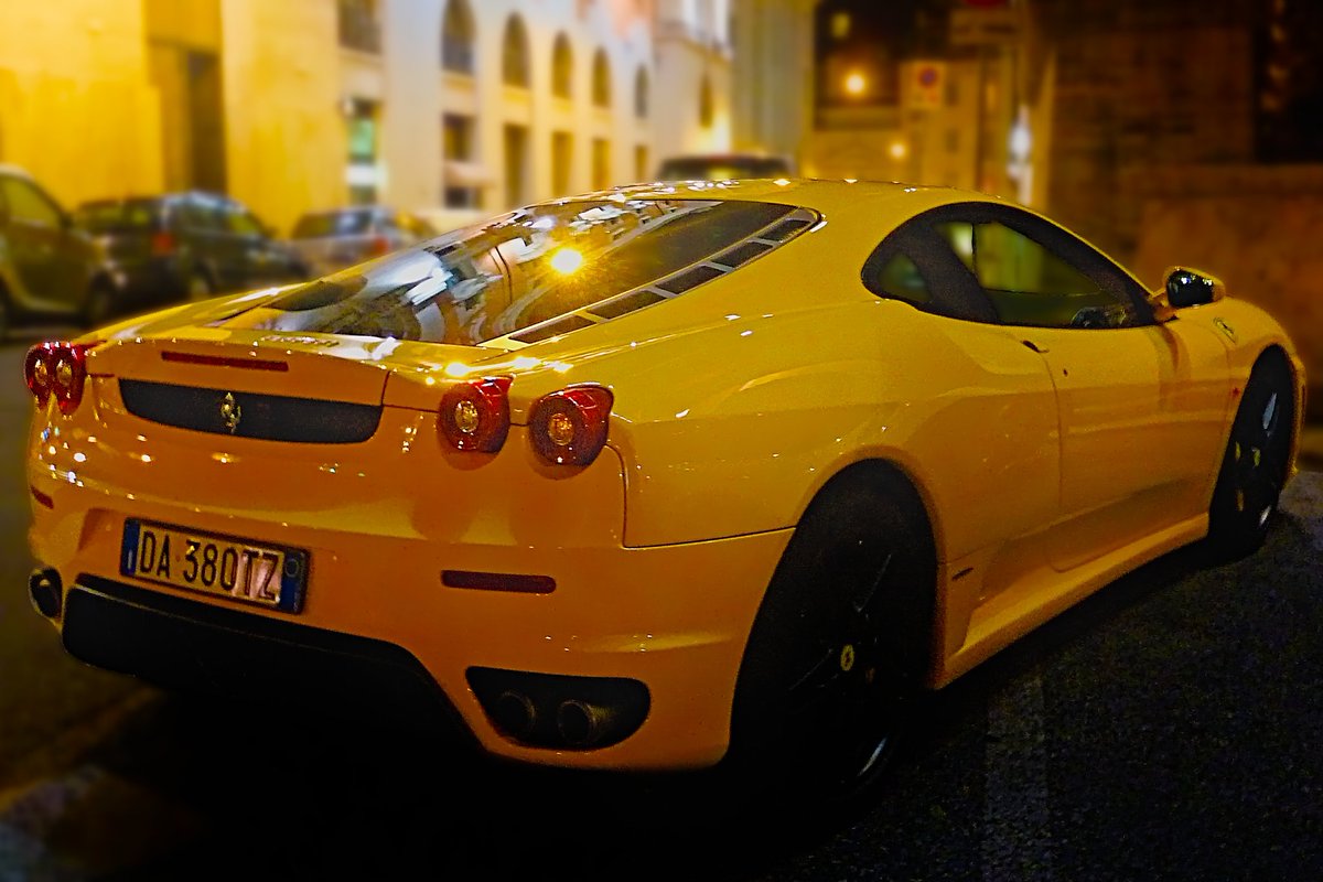 Mardi 28 Août 2012 : Rome
Ferrari 612
Panasonic Lumix TZ7

#rome #roma #ferrari #ferrari612 #voituredeluxe #voituredesport #classiccars #collectioncar #panasonicfrance #panasoniclumix 
#lumix #lumixtz7 #tz7 #lumixzs3 #zs3 #photo #photography #photographie #darktable