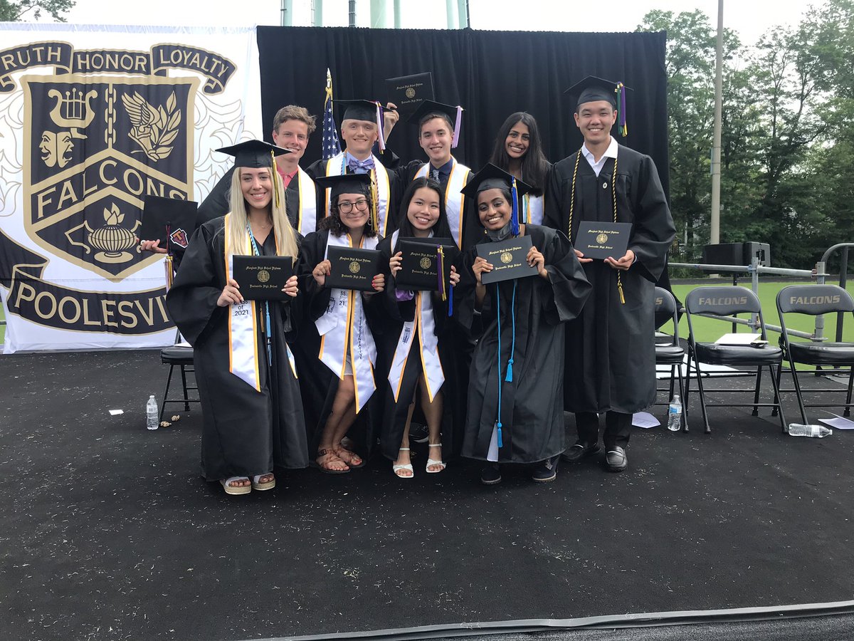 MrCarothersPHS's tweet image. What a wonderful, perfect day for the #ClassOf2021. I am so optimistic for our future with these individuals leading the way. Special shout-out to @PHSFalcons18 for coordinating this ceremony for our graduating Falcons. Thank you so much to all who attended. Congrats, Falcons!