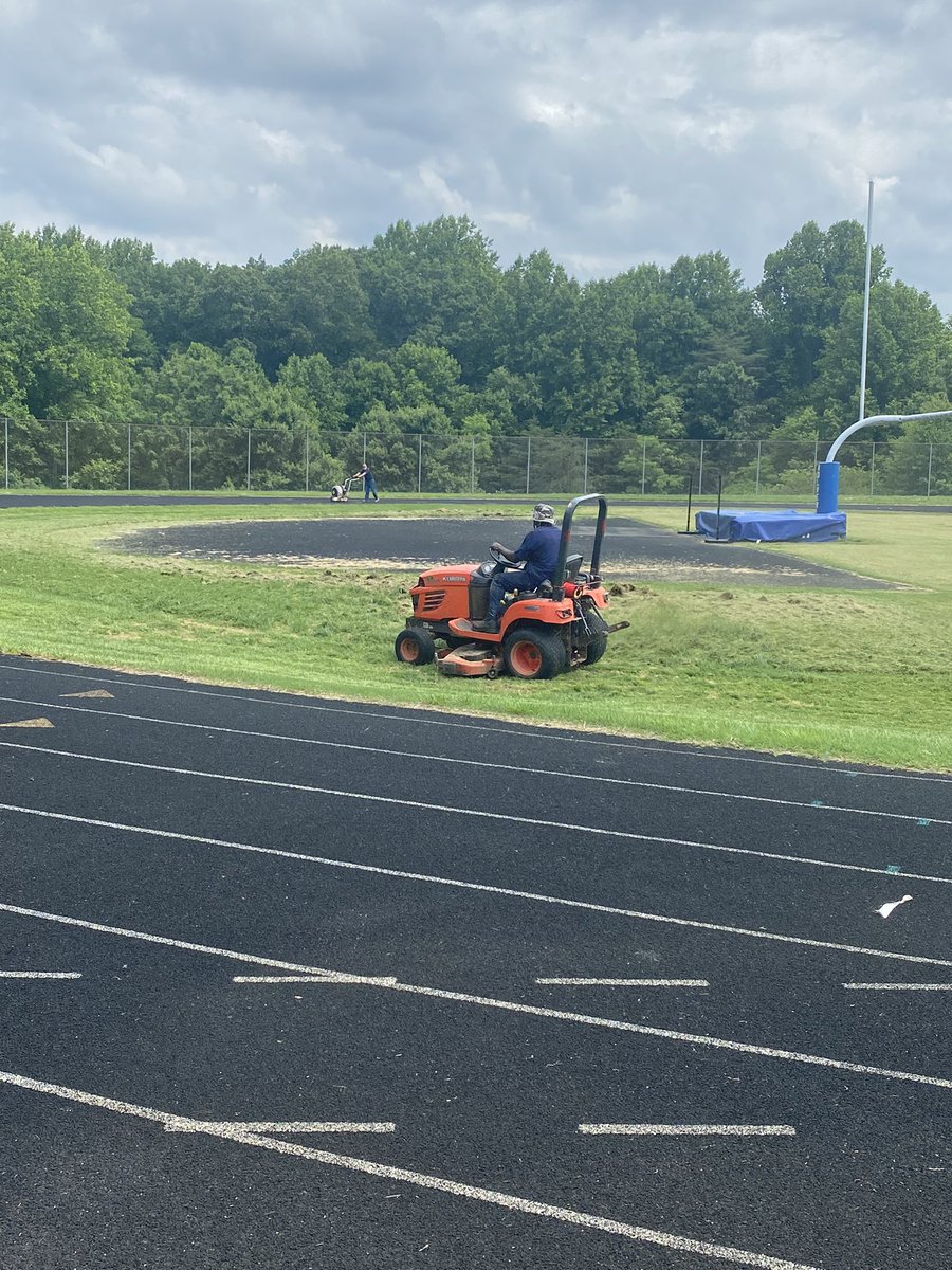 WMRinesSports's tweet photo. A HUGE thank you to our @WatkinsMillHS building service staff. They have been amazing over the last several weeks preparing our stadium for Graduation on 6/11 and today’s 3A West Sectional Track Meet. We appreciate all your hard work. Together #WeRAISE @MCPSAthletics and @MCPS! https://t.co/OqriSf2M5j