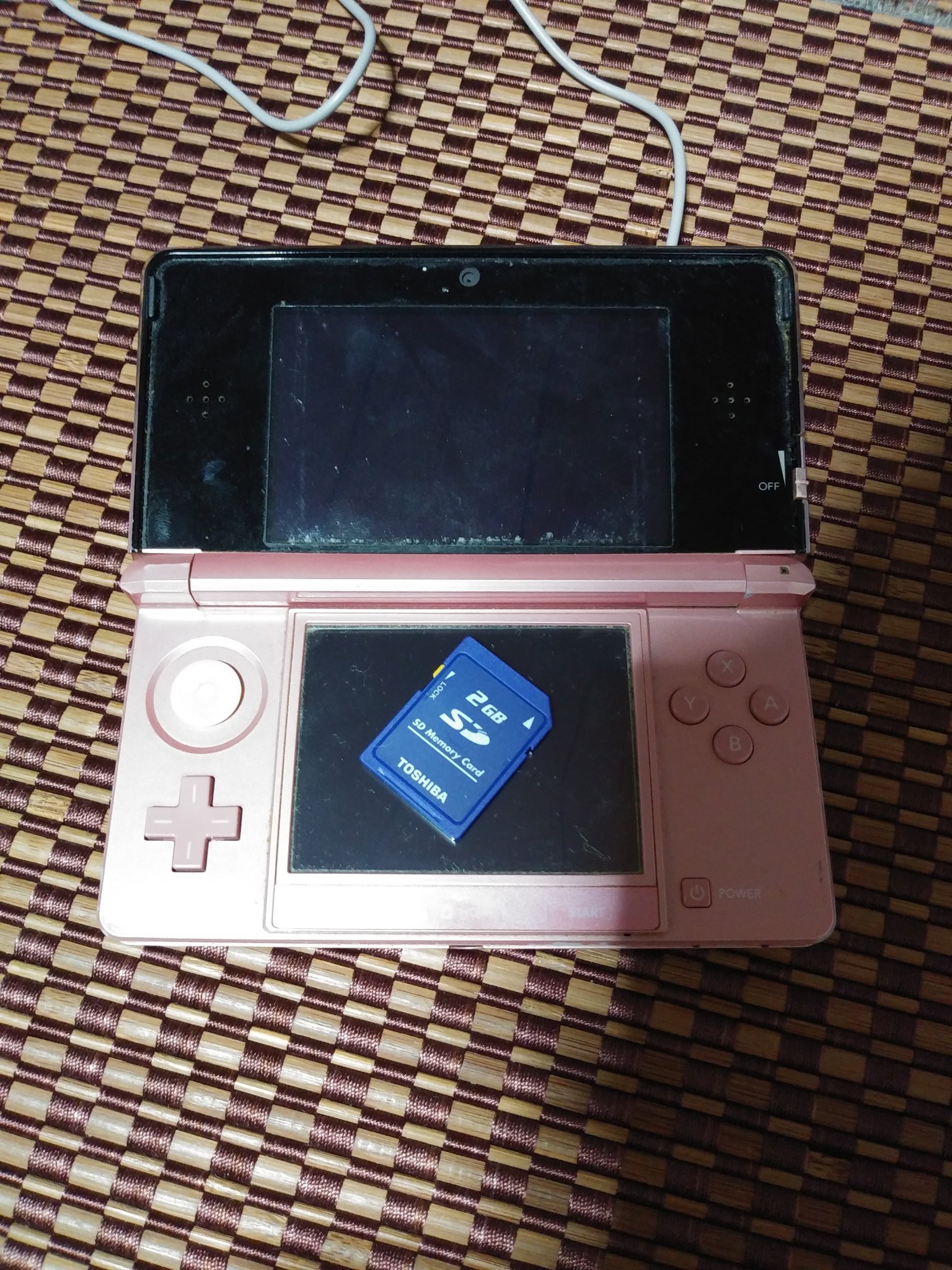تويتر 羊と羽 على تويتر Zw1ss6yy1ttfcwe Wiiuのアダプターはなかなかないよね 社外品なら古市にありますが Hdmiは0円くらいのジャンクありますね Ps3コントローラーは暴走するのが多いのでホリの有線を使ってます