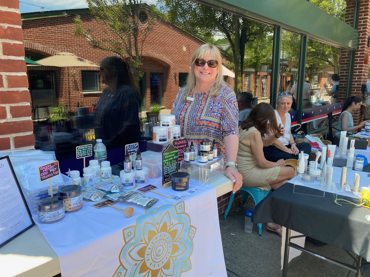 WmnUnite's tweet photo. Our raffle was a success! Congratulations to the winners of our raffle. We want to thank everyone who participated in our fundraiser event that happened over the weekend. Want to join our next fundraising event please check out our website: https://t.co/4PEywu5gMV #WMNUnite https://t.co/UievnRRFQ2