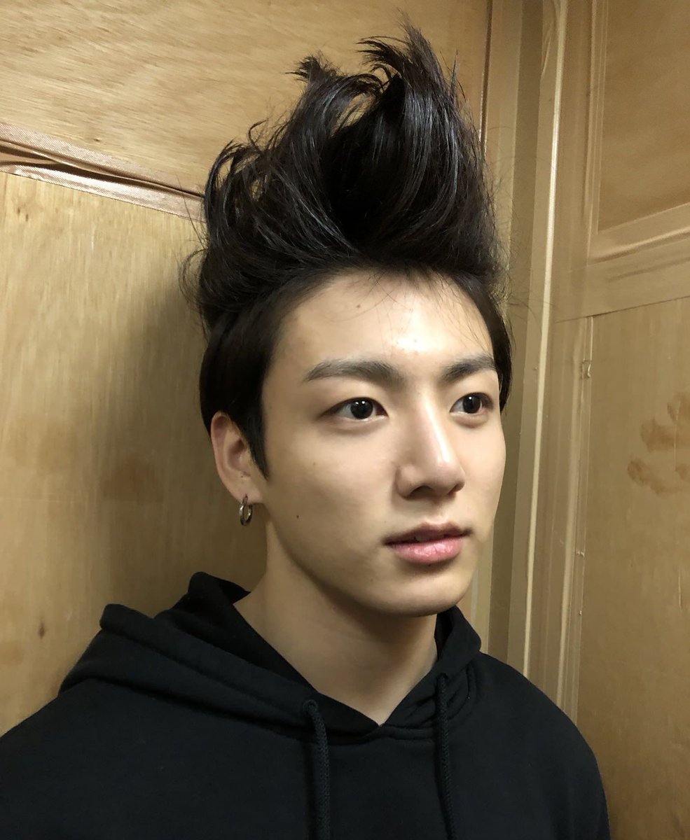 btskzco's tweet image. art