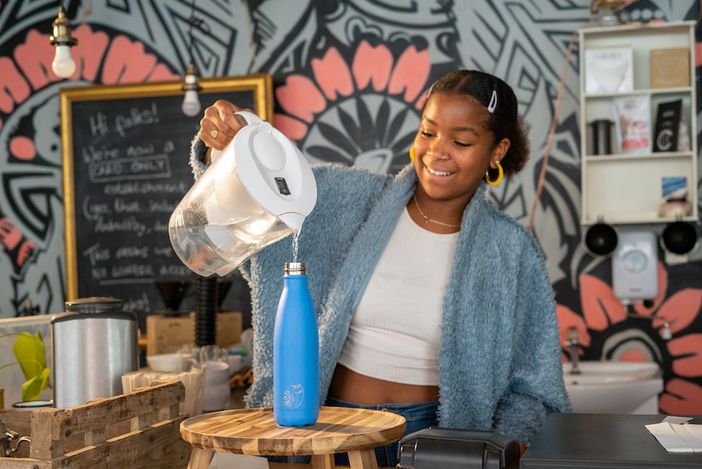 RefillBrum's tweet image. It’s been great to see so many businesses starting to welcome back customers. The downside, has been a massive increase in disposable, takeaway packaging which has been littering our streets and parks. We want to get reusables back on the menu... citytosea.org.uk/reusables-duri…