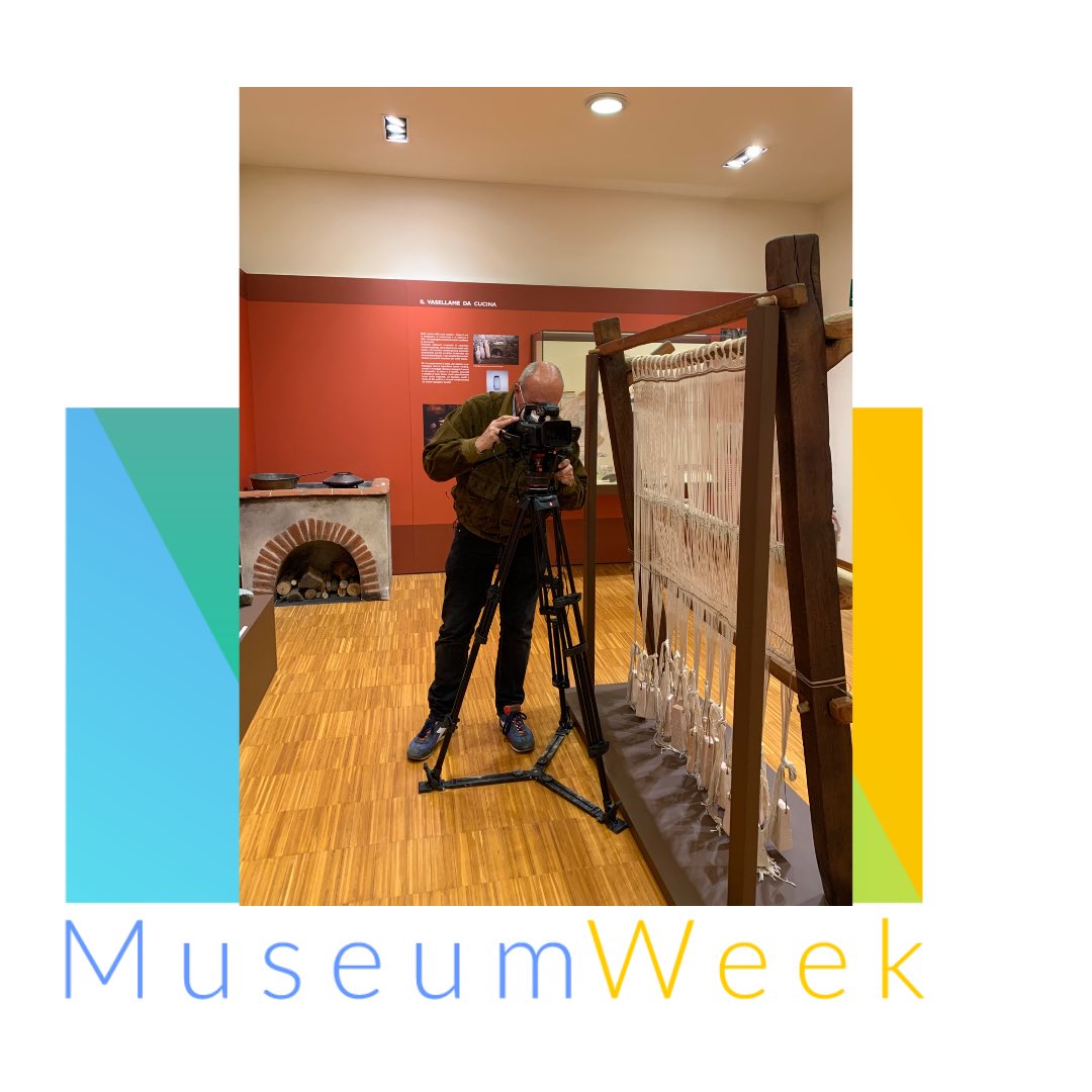 #DietroLeQuinteMW  /3
Con il museo chiuso si possono fare anche riprese di video e interviste!
Qui ArchaeoReporter 📹
#MuseumWeek2021 #BehindTheScenesMW