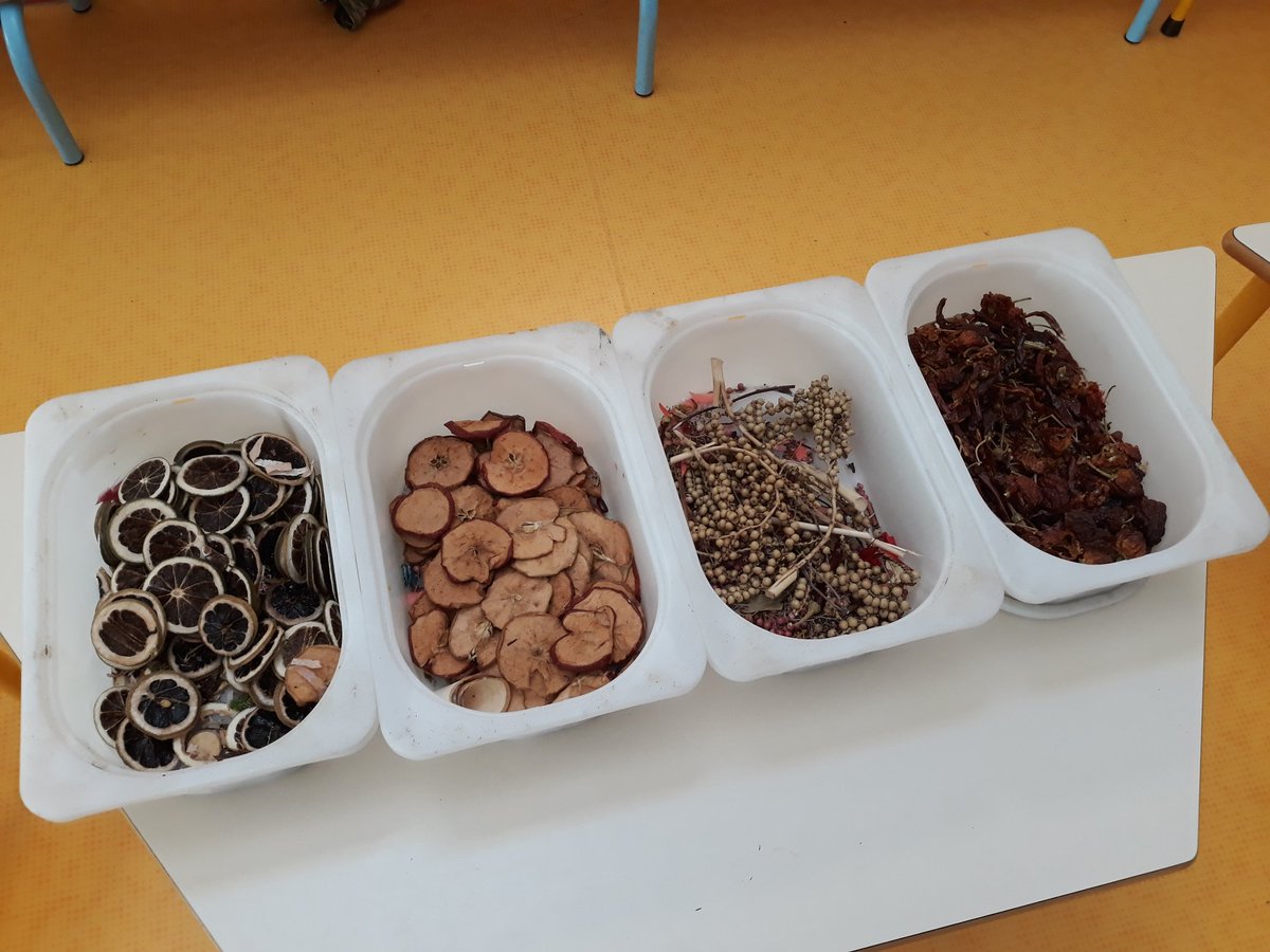 ICordaillat's tweet photo. C'est parti pour une semaine de créations artistiques avec un sculpteur dans l'école pour nos 3 classes de maternelle et 2 d'élémentaire #ageemsection78 #ageem_national https://t.co/KsiIKfwvEP
