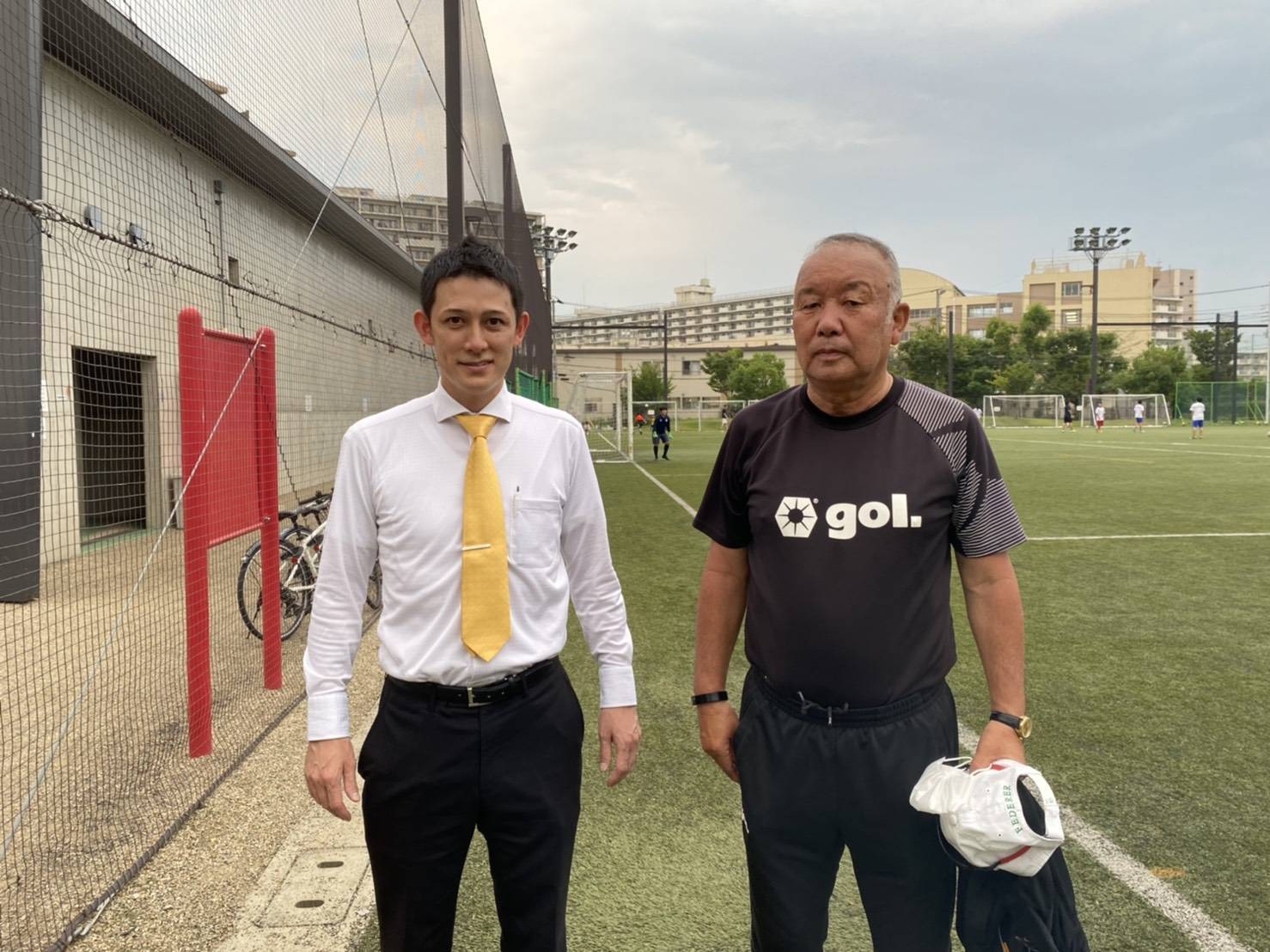 新城 政也 しんじょう まさや 修徳高校サッカー部の恩師である向笠監督にご挨拶に伺いました 場所は葛飾にいじゅくみらいのグラウンドです 励ましのお言葉をいただき 身が引き締まりましたし パワーをいただきました お忙しいところありがとうご