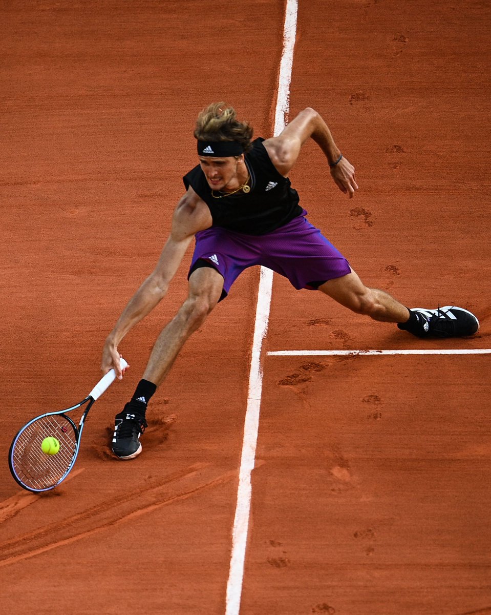 Germany's Alexander Zverev returns the ball to Spain's Alejandro Davidovich Fokina during their men's singles quarter-final tennis match at the Court Philippe-Chatrier on Day 10 of The Roland Garros 2021 French Open tennis tournament in Paris on June 8, 2021.
