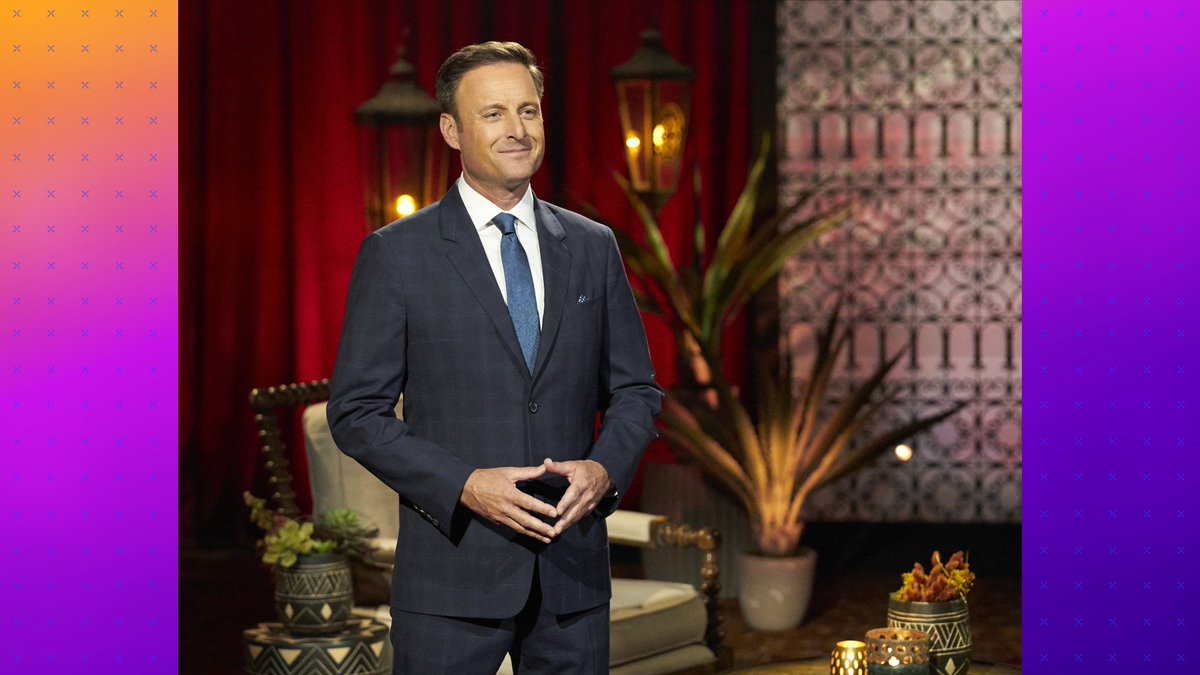 E_NightlyPop's tweet image. It&apos;s official! #ChrisHarrison received his FINAL rose from the #Bachelor franchise...who do you think would make a great host? 🌹 #NightlyPop #TheBachelor #TheBachelorette #BIP @BacheloretteABC @BachelorABC