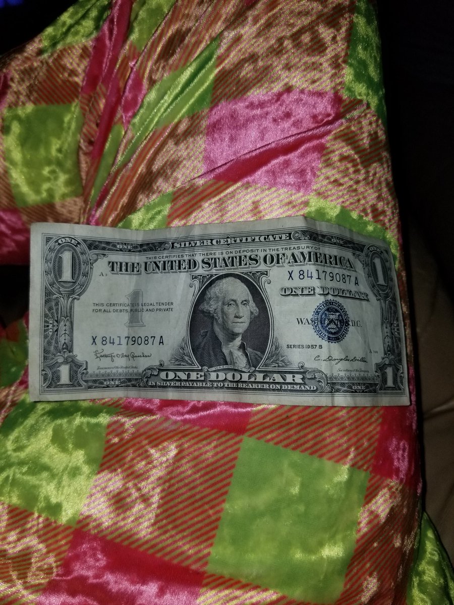 I found an old dollar!

#SilverCertificate