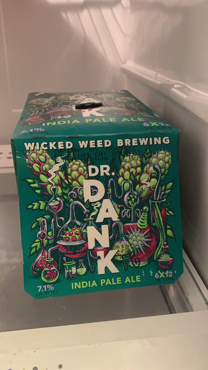 TheBadgerHopper's tweet photo. Tonightβs match beer. #DrDank π π» β½οΈ π‘β«οΈ @wickedweedbeer @Chas_Battery #CB93 #UpTheBattery https://t.co/ZnG1IxfRz0