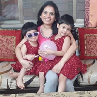 aditikathak's tweet photo. Here comes my favorite photo of 2021. Complete and priceless !! https://t.co/tX4mGb2xSg