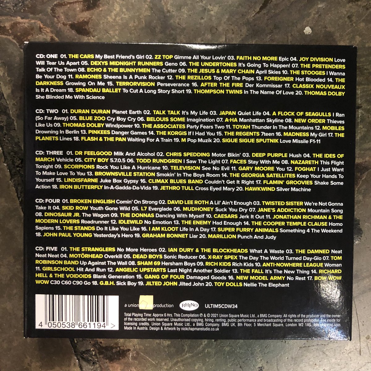 hmvNewcastle's tweet photo. Seems more than appropriate that one of our last tracks before closing would be #ToyDolls #NellyTheElephant🐘 the last track on this Rock & New Wave 5CD comp. At £5.99 it’s a bargain.
Great memories.
#IfYouKnowYouKnow #Mayfair #LittleJeff #CubaCuba #Trillians #TrilliansRockBar https://t.co/0zTK9rI8cD