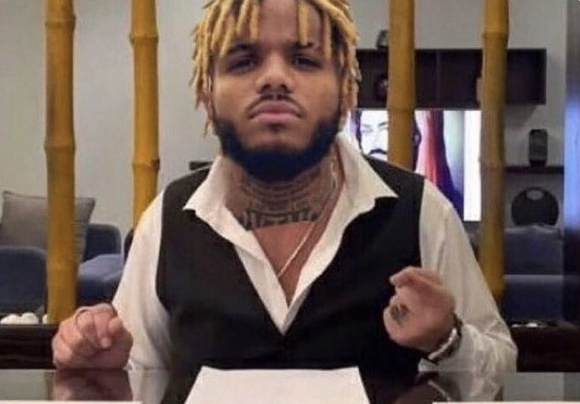 Devler gelir Devler gider 
Bi dev kalır o da Valentin Rosier 
<a href="/VRosier19/">Valentin Rosier</a> <a href="/Besiktas/">Beşiktaş JK</a> 🦅🦅🦅