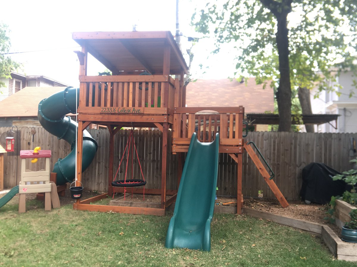 MyBackyardFun's tweet image. make your own custom Fort,  make it fit your space, and the kids can still have fun. #backyardfunfactory #smallspaceset #transformationtuesday