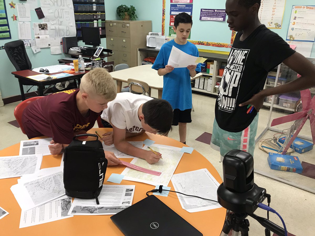 MrSTEMBrown's tweet image. Sonic Spinners hard at work on the Wind Farm Instant Challenge         #NKWC21 #KidWindChallenge