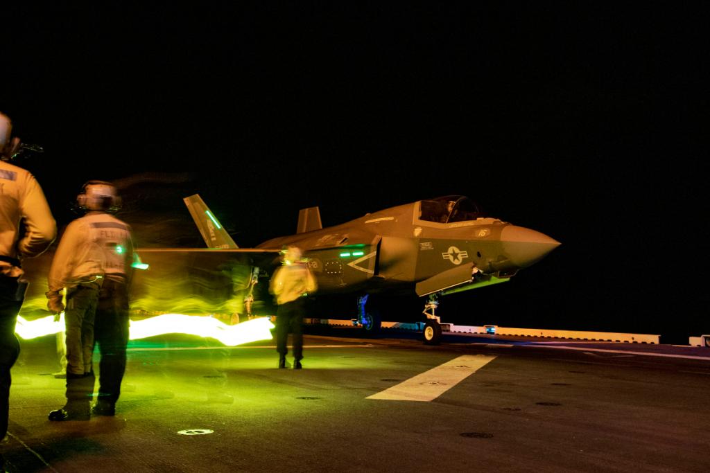 U.S. Navy tweet media