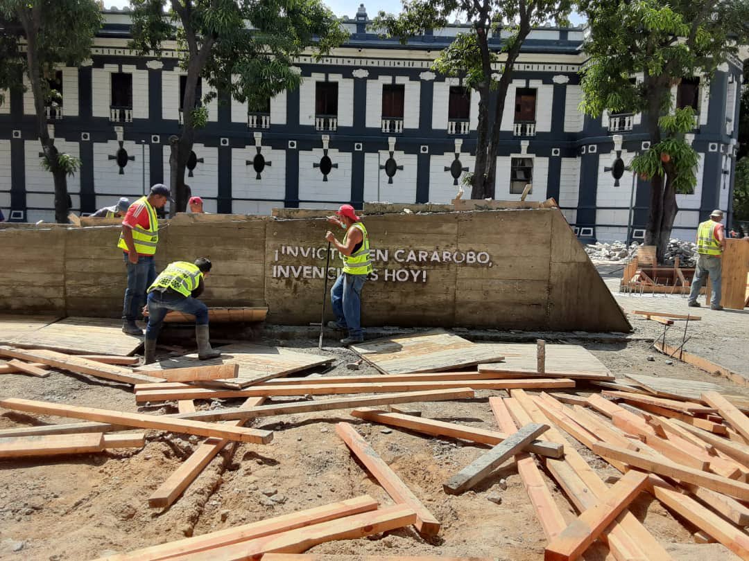 RMarcoTorres's tweet photo. #8Jun En #Aragua estamos construyendo un hermoso monumento conmemorativo de la heroica Batalla de Carabobo, nuestra Ciudad Jardín contará para la posteridad la gloria invencible de la Patria #PuebloLibertario https://t.co/jtS1RsEK5U