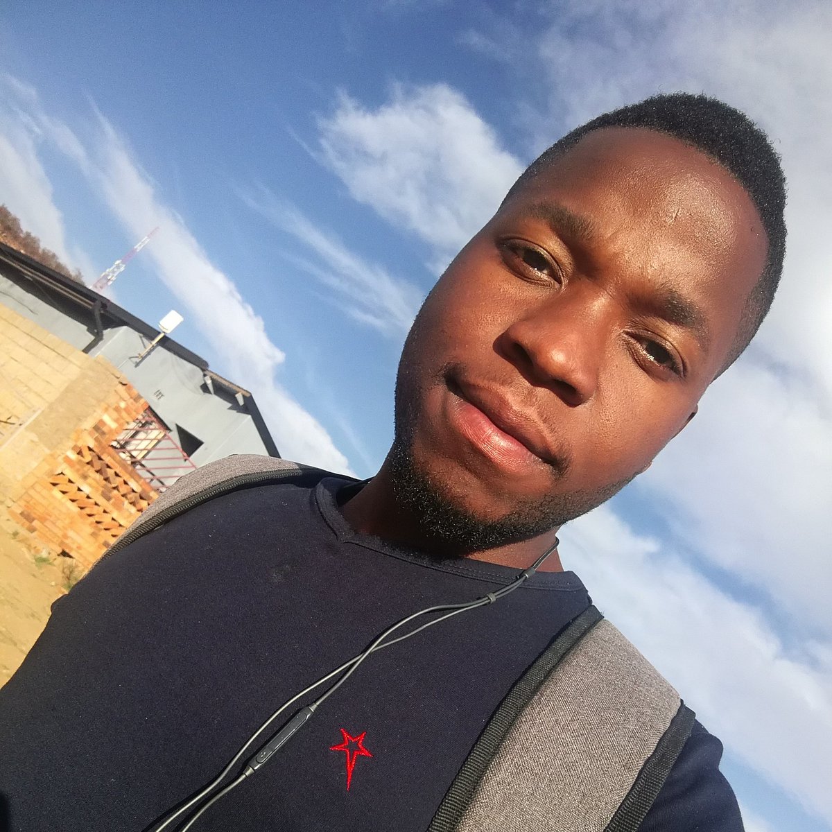 HMabecua's tweet image. #NewProfilePic