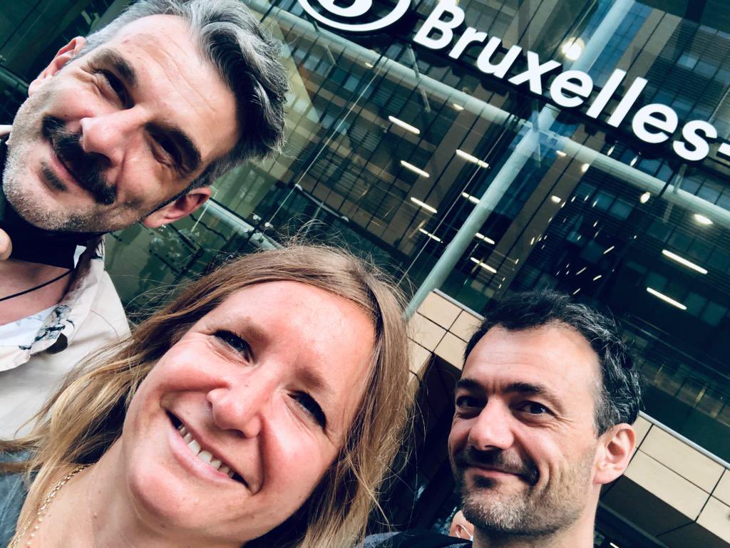 StephaneCadoch's tweet photo. Day-long creative workshop with our friends and partners of Prodalademande in Belgium. Riding back home loaded with new ideas 🔥��🏻
#creative #production #belgium @valeriebillaut @uglenio https://t.co/MIcenX0LYA