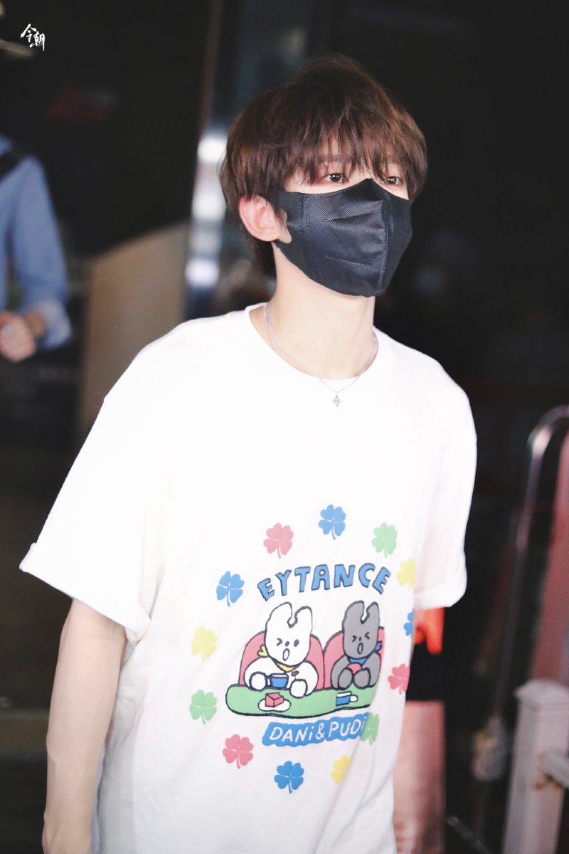 LiuyuThailand's tweet photo. 210609 | 今朝_刘宇 Weibo Update 

เด็กบริสุทธิ์

© 今朝_刘宇
#INTO1LiuYu
#刘宇 #หลิวอวี่ #LiuYu
#LiuYuFanSite https://t.co/7DG3SEI37p