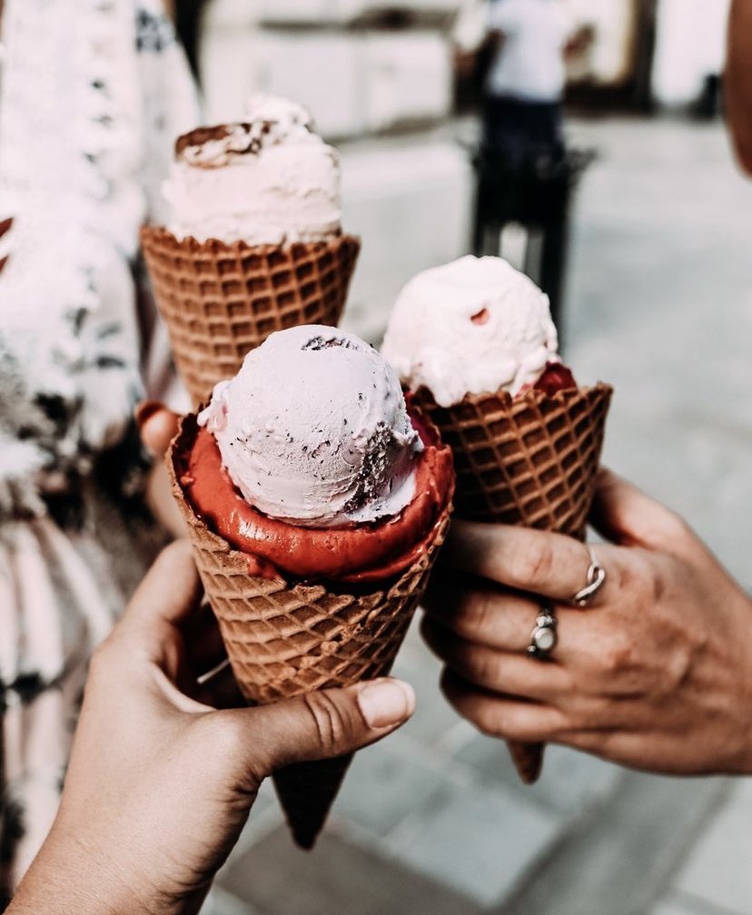 CrepeDelicious's tweet photo. Today is #NationalBestFriendsDay and if you see this tweet you are obligated to buy your bud a cup of ice cream (FROM CREPE, OBVIOUSLY) 🤭 https://t.co/bUOz88e9LH