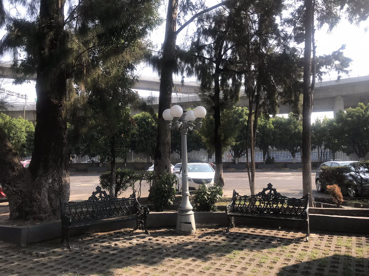 katilunga's tweet photo. Tras 15 meses cerrado, el Centro Deportivo Olímpico Mexicano reabre sus puertas.
En verano de 2019 cerró por falta de recursos para mantenimiento y en marzo de 2020 volvió a cerrar por pandemia.
Con semáforo verde en CDMX, el CDOM (en la Alcaldía Miguel Hidalgo) vuelve a operar. https://t.co/riX2ApOOUI