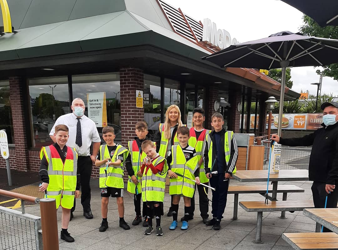maiden_city's tweet photo. Keep Northern Ireland beautiful with McDonald’s Crescent Link, Maiden City and @LisnealCollege.
Kids were lovin' it today... 😅❤👏
Well done to our Maiden City players and Lisneal College students for leading by example and showing how it's done.
#LIVEHERE #LOVEHERE https://t.co/skVCmxz3Cg