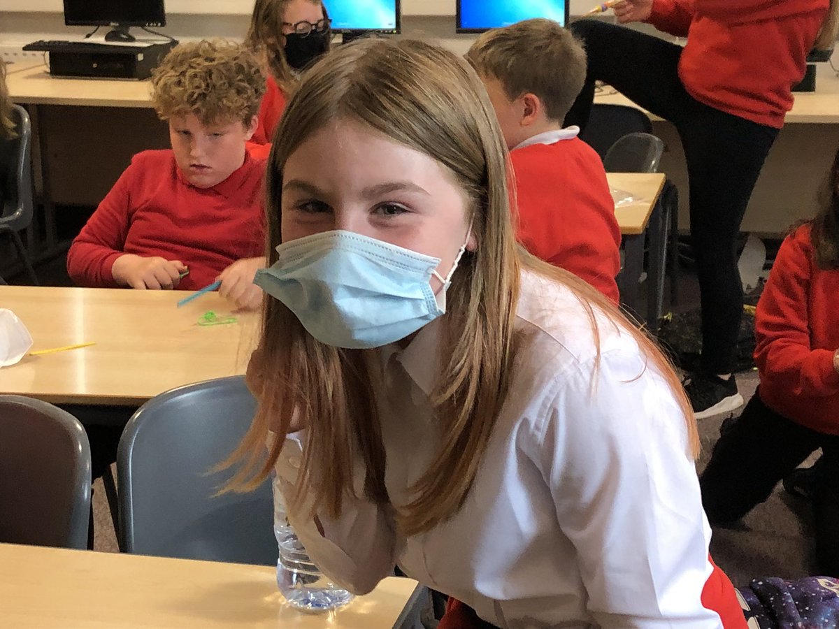 Miss Lynch tweet media