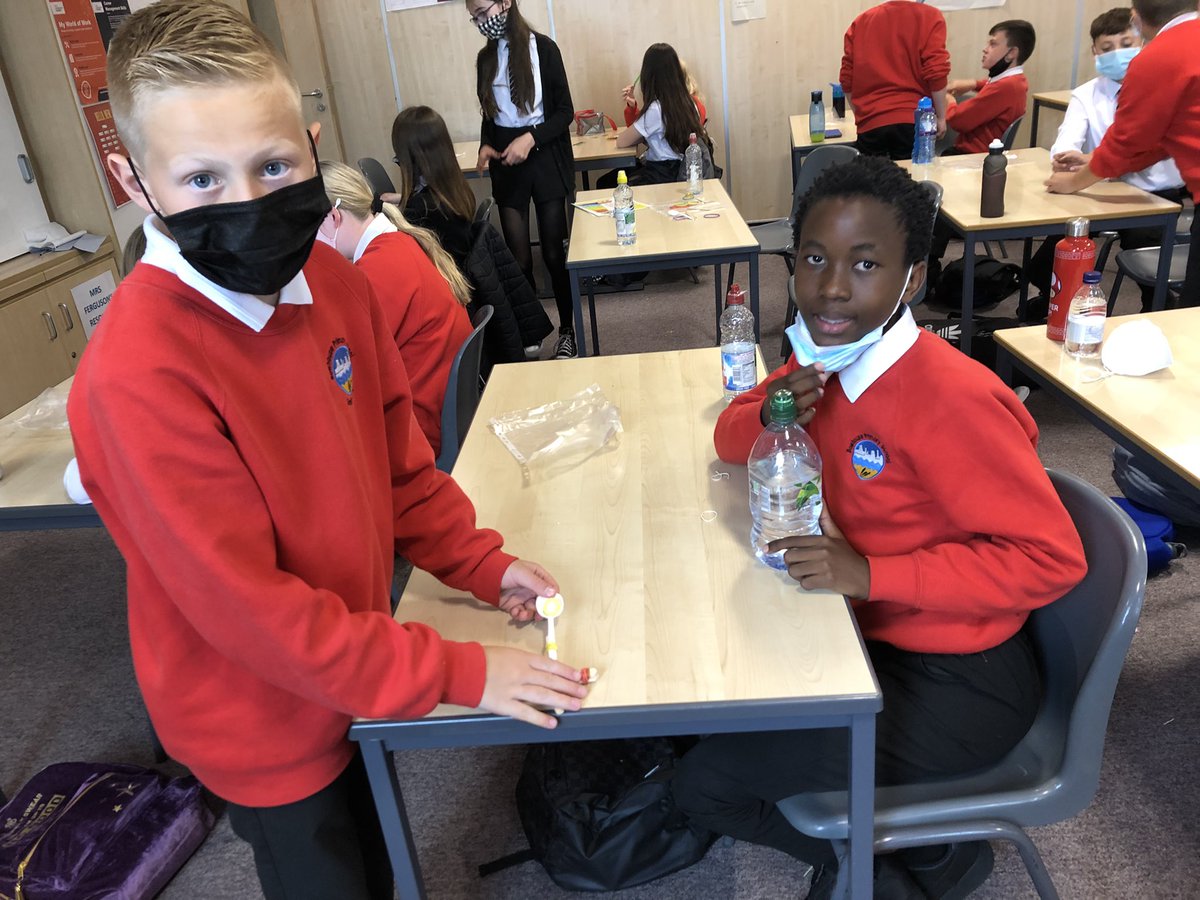 Miss Lynch tweet media