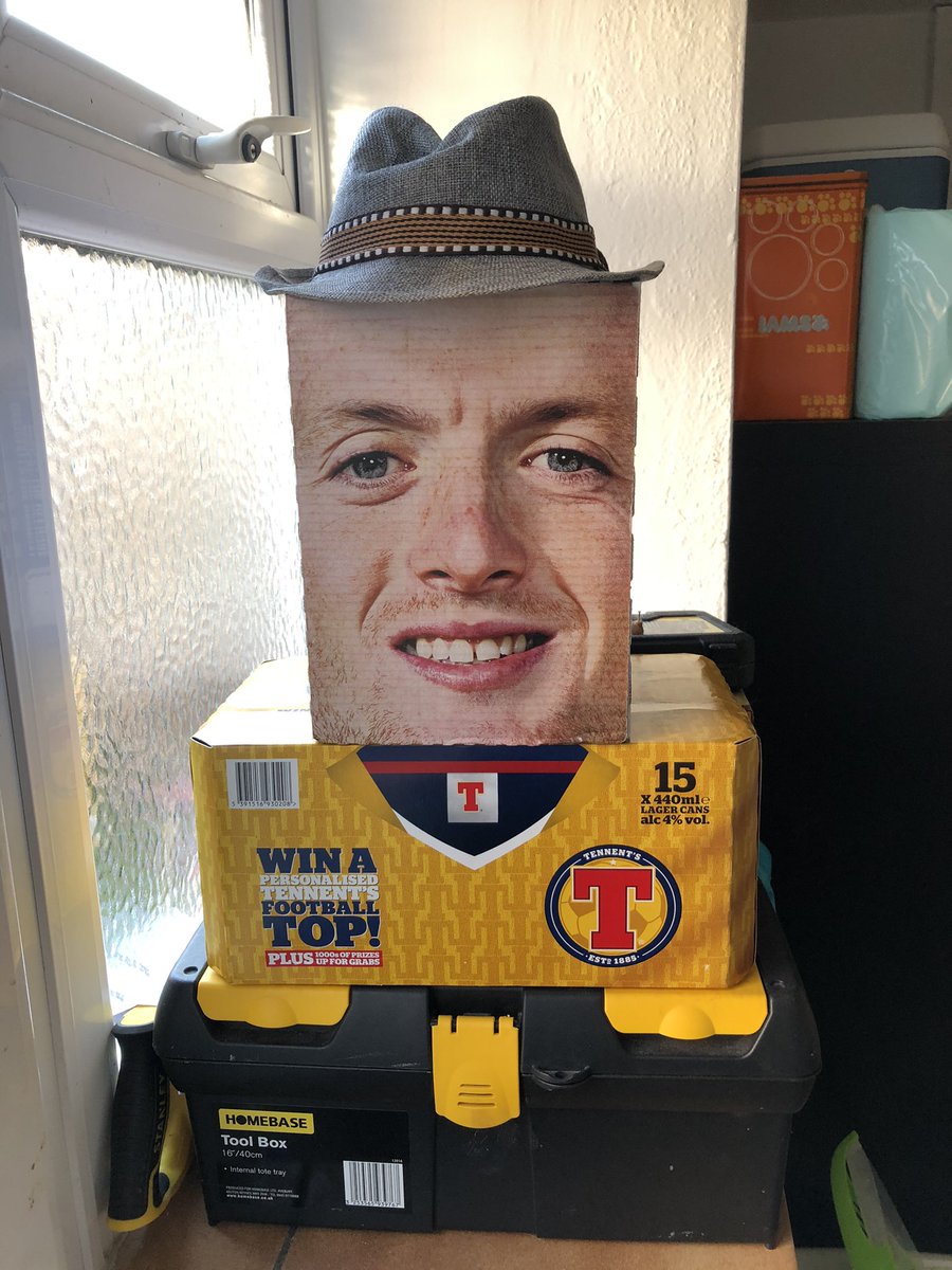 swav_gav's tweet photo. This my contribution to the #EURO2020 build your own footballer 😂 https://t.co/GIhui3T9QN