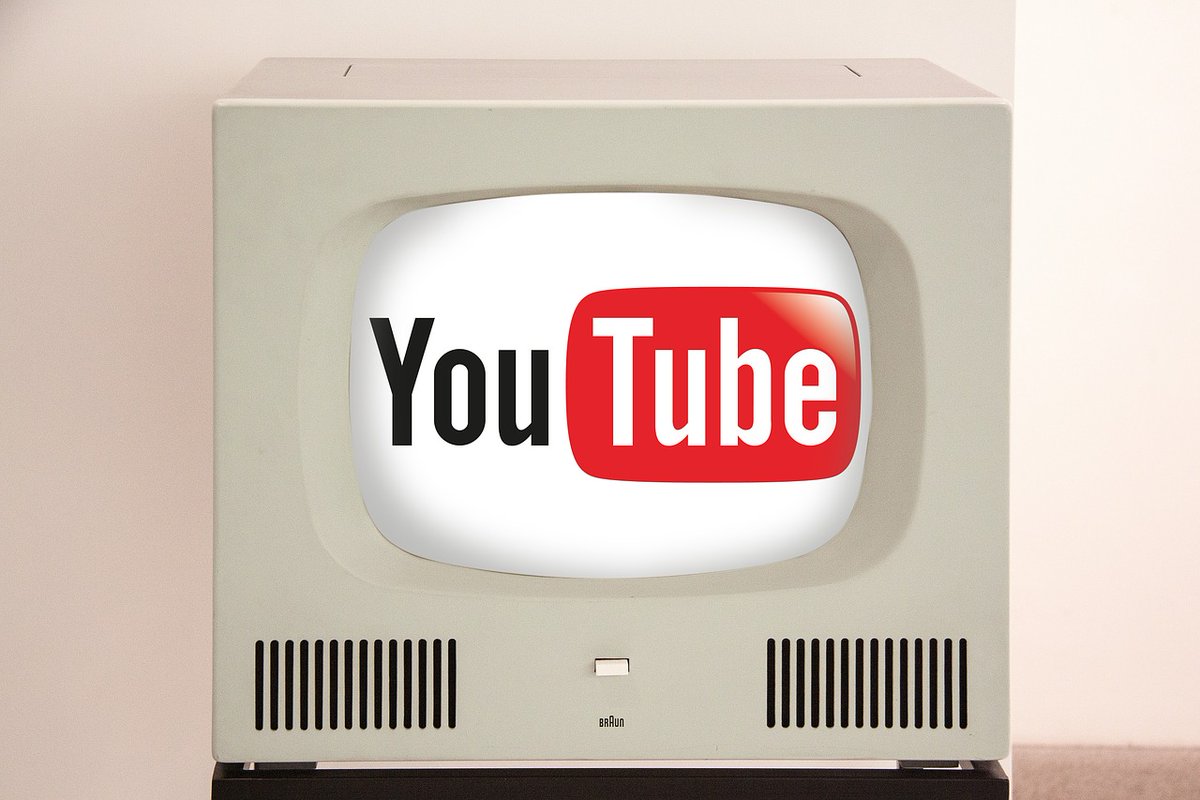 FlexAcademyVPS's tweet photo. Just a reminder, for Flex Graduates and Families!

For those who cannot attend graduation in person, we have a YouTube channel!  

Flex Graduation will be live-streamed here: https://t.co/PgkSr87dt7

Link will also be on our website. https://t.co/tnlDhOkSXF